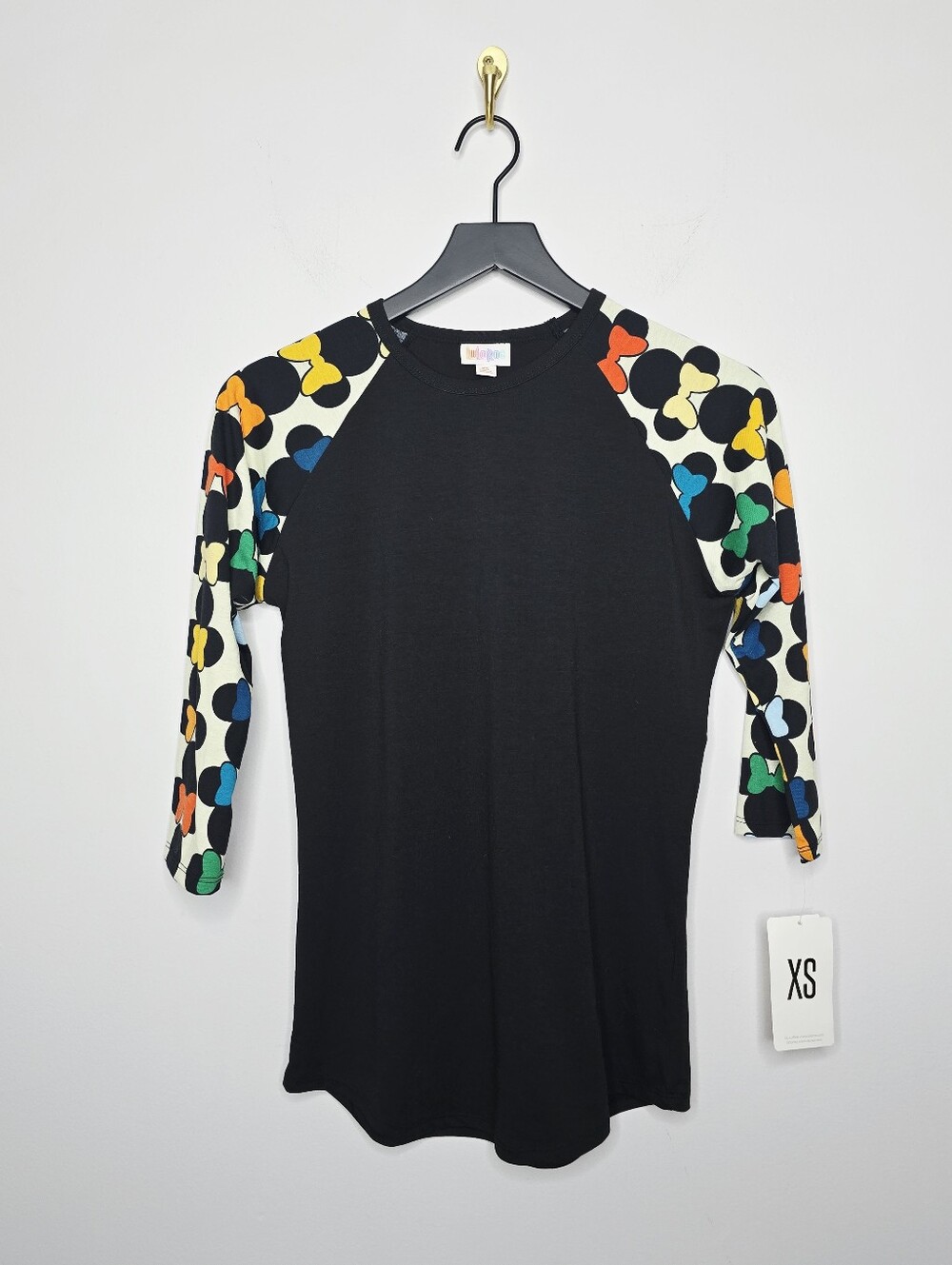 Disney x LuLaRoe Minnie Mouse Randy Raglan Tee Size XSmall NWT